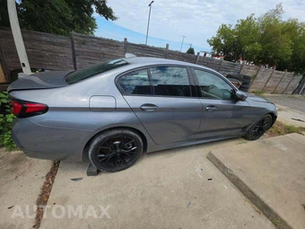 2023 BMW 5 Series Sedan 530i M SPORT LINE - miniatura 4