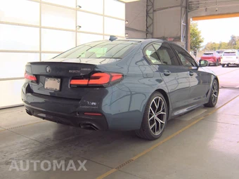 2023 BMW 5 Series Sedan 530i M SPORT LINE - miniatura 4