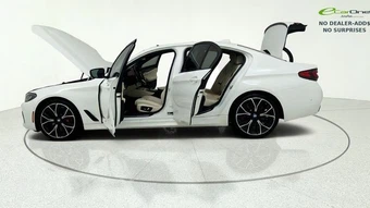 2023 BMW 5 Series Sedan 530i M SPORT LINE - miniatura 11