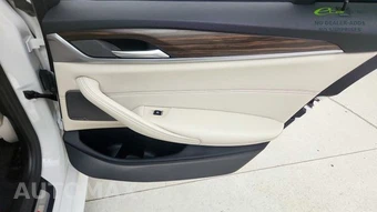 2023 BMW 5 Series Sedan 530i M SPORT LINE - miniatura 25