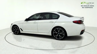 2023 BMW 5 Series Sedan 530i M SPORT LINE - miniatura 4