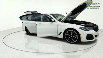 2023 BMW 5 Series Sedan 530i M SPORT LINE - miniatura 8