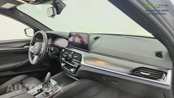 2023 BMW 5 Series Sedan 530i M SPORT LINE - miniatura 21