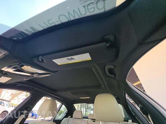 2023 BMW 5 Series Sedan 530i M SPORT LINE - miniatura 11