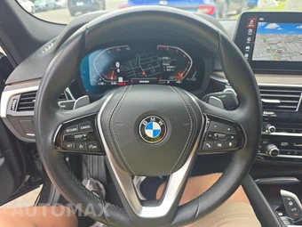 2023 BMW 5 Series Sedan 530i - miniatura 10