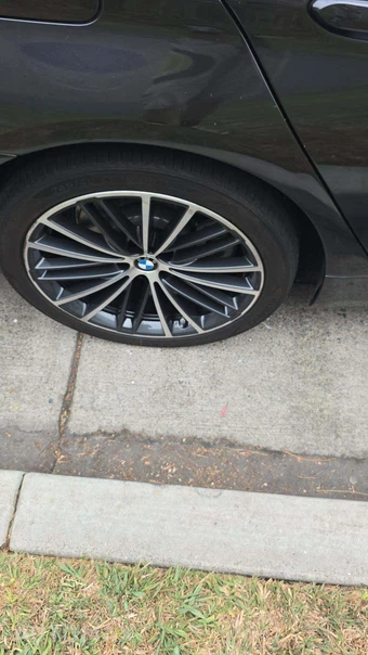 2023 BMW 5 Series Sedan 530i - miniatura 30