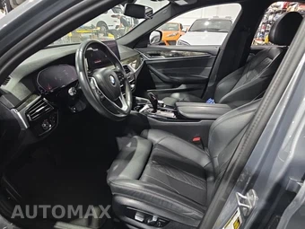 2023 BMW 5 Series Sedan 530i - miniatura 13