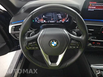 2023 BMW 5 Series Sedan 530i - miniatura 10