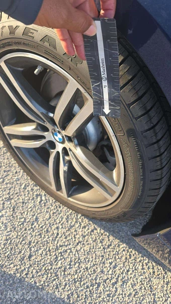 2023 BMW 5 Series Sedan 530i - miniatura 19
