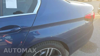 2023 BMW 5 Series Sedan 530i - miniatura 24
