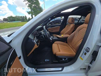 2023 BMW 5 Series Sedan 530i - miniatura 6