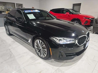 2023 BMW 5 Series Sedan 530i - miniatura 4