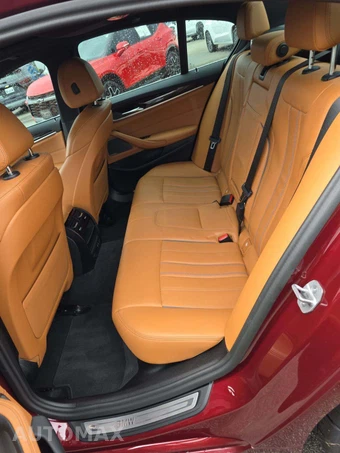 2023 BMW 5 Series Sedan 530i - miniatura 10