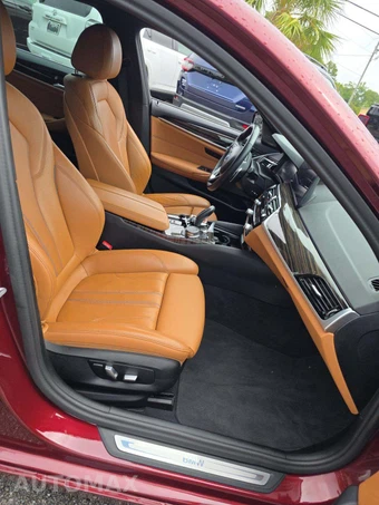 2023 BMW 5 Series Sedan 530i - miniatura 15
