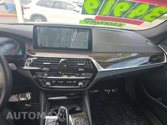 2023 BMW 5 Series Sedan 530i - miniatura 10