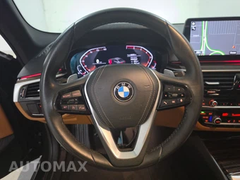 2023 BMW 5 Series Sedan 530i - miniatura 10