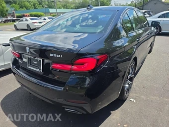 2023 BMW 5 Series Sedan 530i xDrive M SPORT LINE - miniatura 4