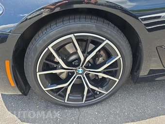 2023 BMW 5 Series Sedan 530i xDrive M SPORT LINE - miniatura 8