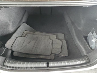 2023 BMW 5 Series Sedan 530i xDrive M SPORT LINE - miniatura 16