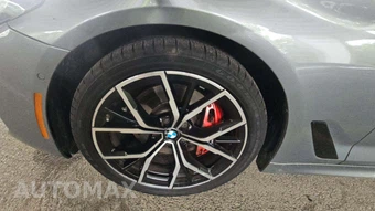 2023 BMW 5 Series Sedan 530i xDrive M SPORT LINE - miniatura 20