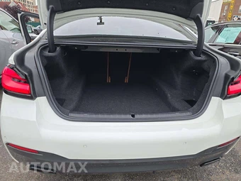 2023 BMW 5 Series Sedan 530i xDrive M SPORT LINE - miniatura 14