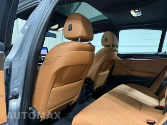 2023 BMW 5 Series Sedan 530i xDrive M SPORT LINE - miniatura 14