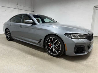 2023 BMW 5 Series Sedan 530i xDrive M SPORT LINE - miniatura 3