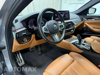 2023 BMW 5 Series Sedan 530i xDrive M SPORT LINE - miniatura 8