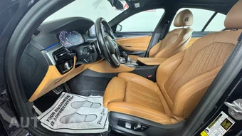 2023 BMW 5 Series Sedan 530i xDrive M SPORT LINE - miniatura 14