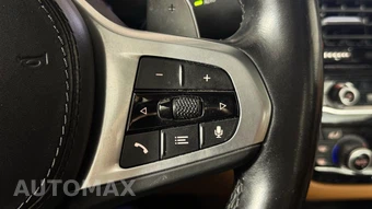 2023 BMW 5 Series Sedan 530i xDrive M SPORT LINE - miniatura 16
