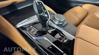 2023 BMW 5 Series Sedan 530i xDrive M SPORT LINE - miniatura 19