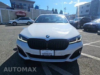 2023 BMW 5 Series Sedan 530i xDrive M SPORT LINE - miniatura 2