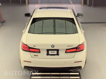 2023 BMW 5 Series Sedan 530i xDrive - miniatura 5