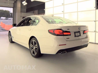 2023 BMW 5 Series Sedan 530i xDrive - miniatura 6