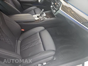 2023 BMW 5 Series Sedan 530i xDrive - miniatura 8