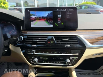 2023 BMW 5 Series Sedan 530i xDrive - miniatura 10