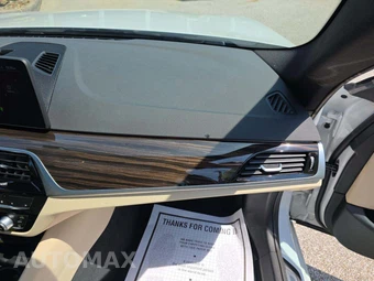 2023 BMW 5 Series Sedan 530i xDrive - miniatura 19