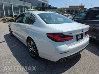 2023 BMW 5 Series Sedan 530i xDrive - miniatura 2