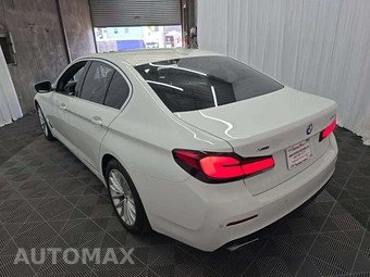 2023 BMW 5 Series Sedan 530i xDrive - miniatura 2