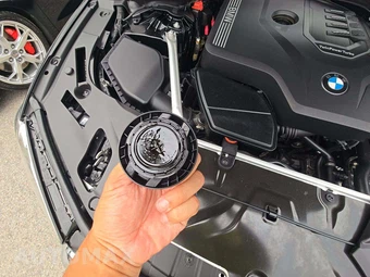 2023 BMW 5 Series Sedan 530i xDrive - miniatura 22