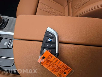 2023 BMW 5 Series Sedan 530i xDrive - miniatura 8