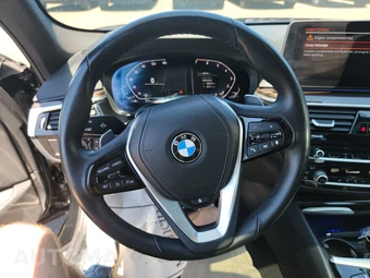 2023 BMW 5 Series Sedan 530i xDrive - miniatura 10