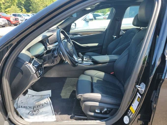2023 BMW 5 Series Sedan 530i xDrive - miniatura 7