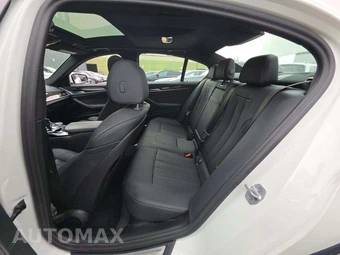 2023 BMW 5 Series Sedan 530i xDrive - miniatura 13