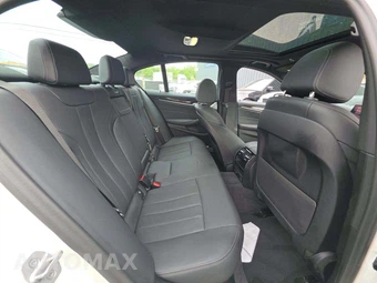 2023 BMW 5 Series Sedan 530i xDrive - miniatura 16