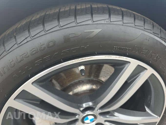 2023 BMW 5 Series Sedan 530i xDrive - miniatura 25