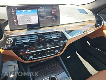 2023 BMW 5 Series Sedan 530i xDrive - miniatura 11