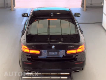 2023 BMW 5 Series Sedan 530i xDrive - miniatura 5