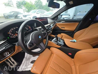 2023 BMW 5 Series Sedan 540i M SPORT LINE - miniatura 10