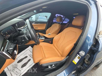 2023 BMW 5 Series Sedan 540i M SPORT LINE - miniatura 6